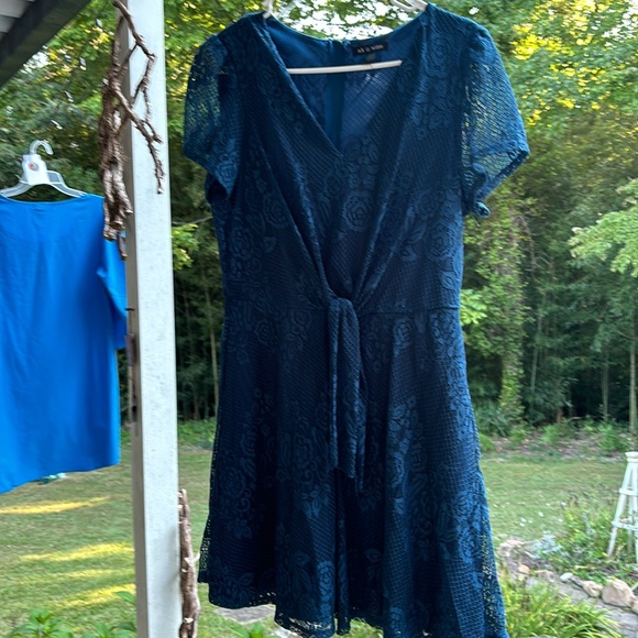 Bundle of Green/Blue Dresses size L - Picture 9 of 11